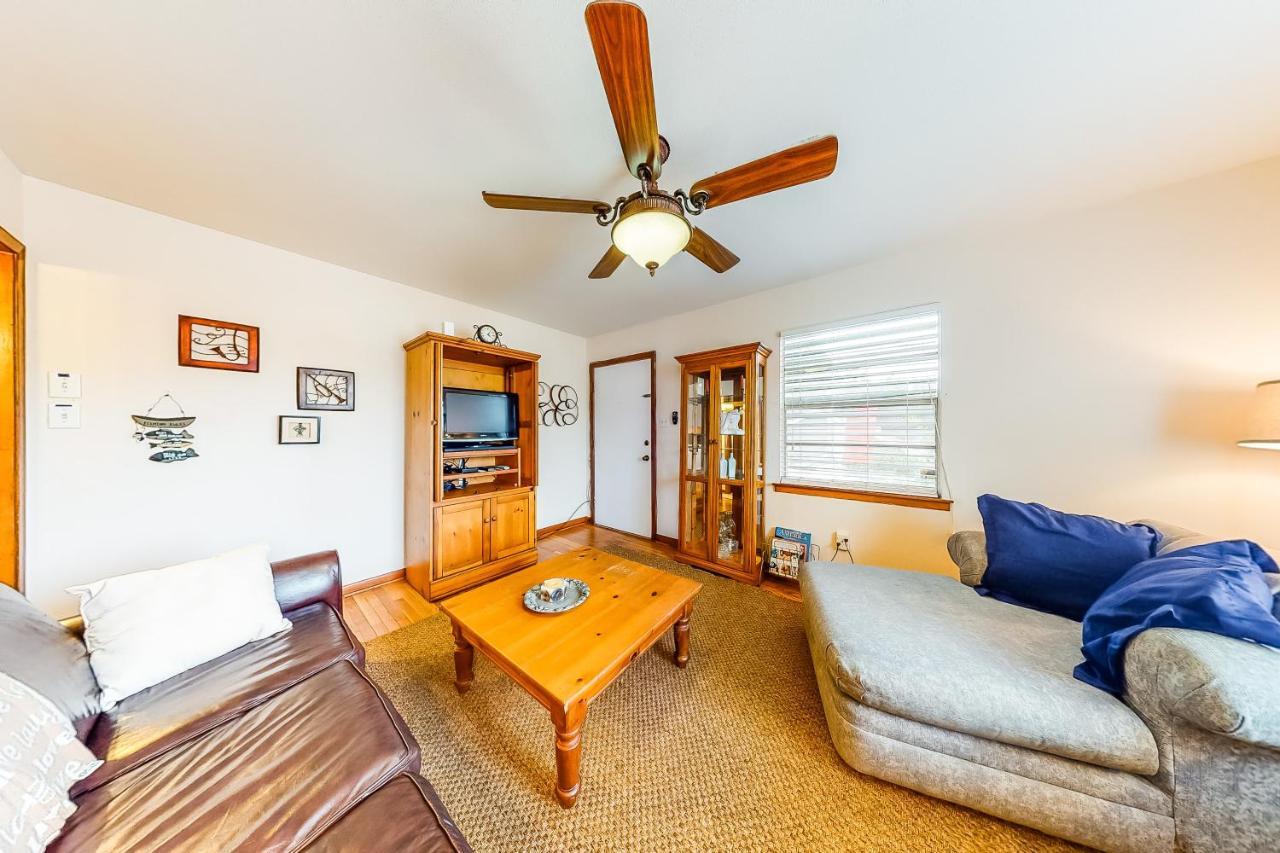 Backyard Escape Apartment Galveston Exterior foto