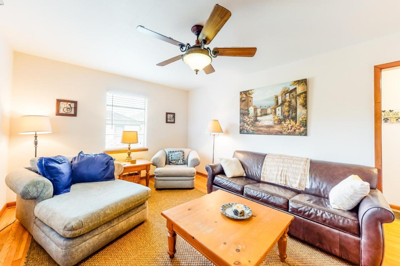 Backyard Escape Apartment Galveston Exterior foto